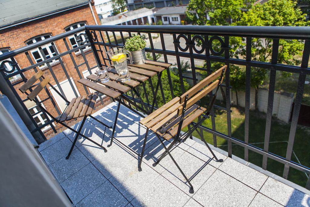Homewell Apartments Pod Szczerbatym Poznan Exterior photo